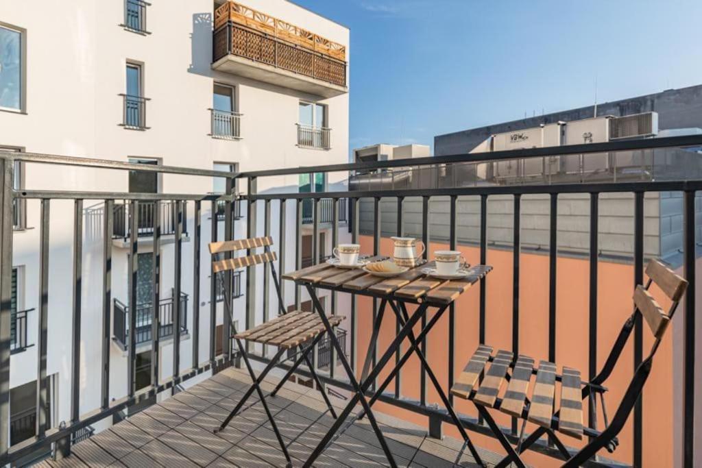 Modern Riverside Apartment With Free Parking Space Szczecin Exterior foto